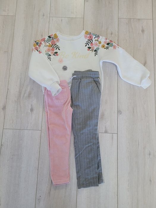 Набір /лот осінніх  речей на дівчинку 3-5 років