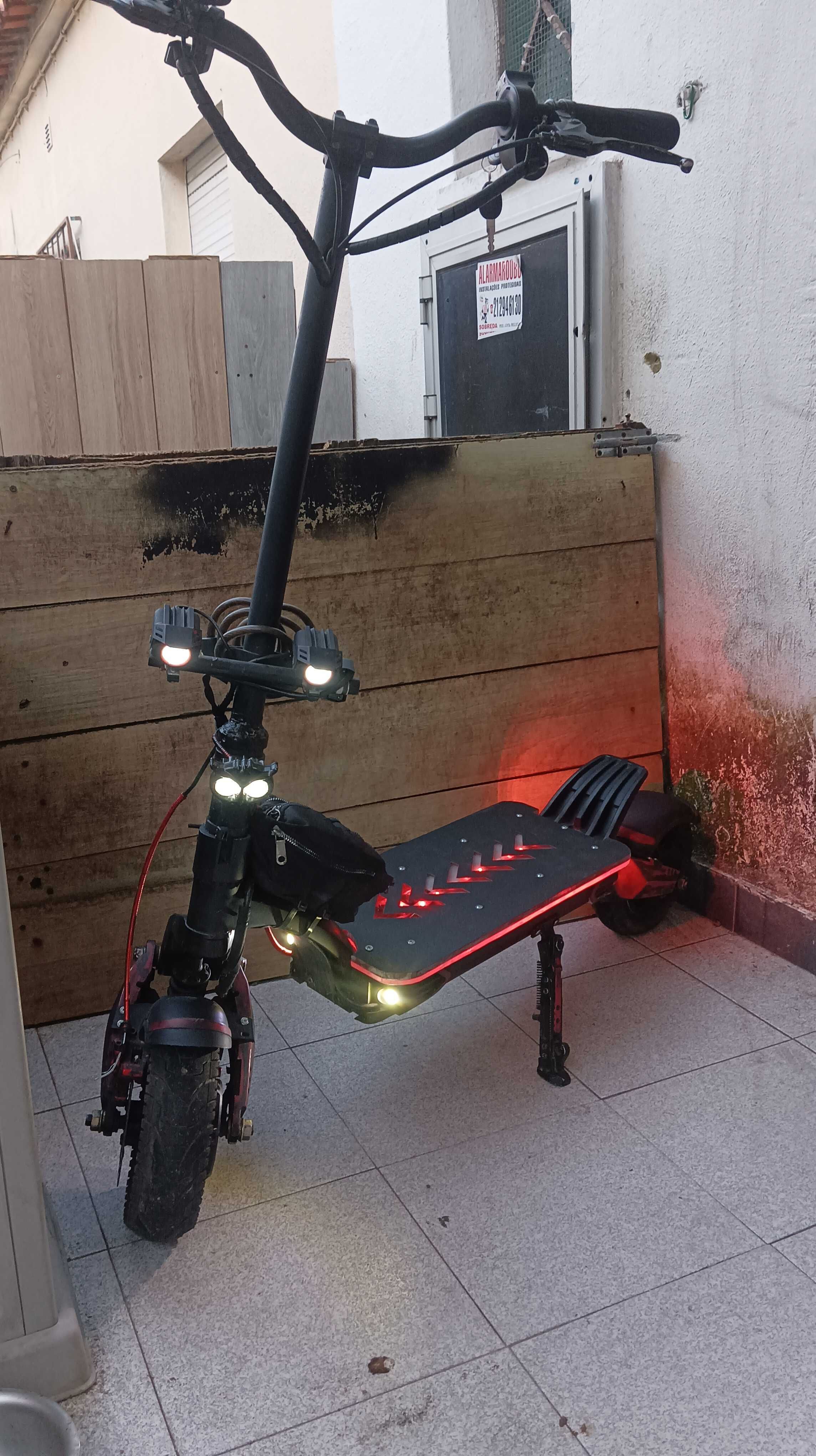 Trotinete ecoxtrem 2000w dual motor.