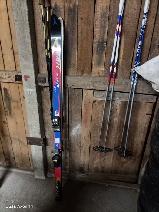 Narty Atomic w dobrym stanie