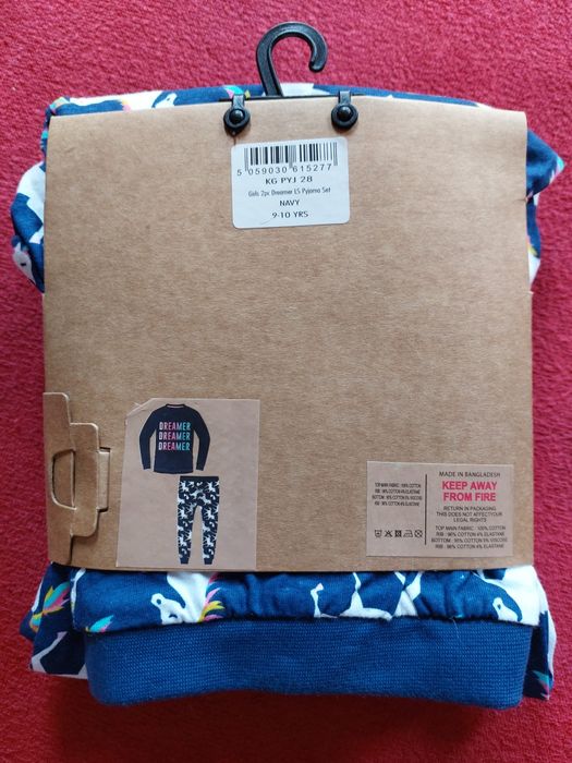 Piżama w jednorożce nowa.