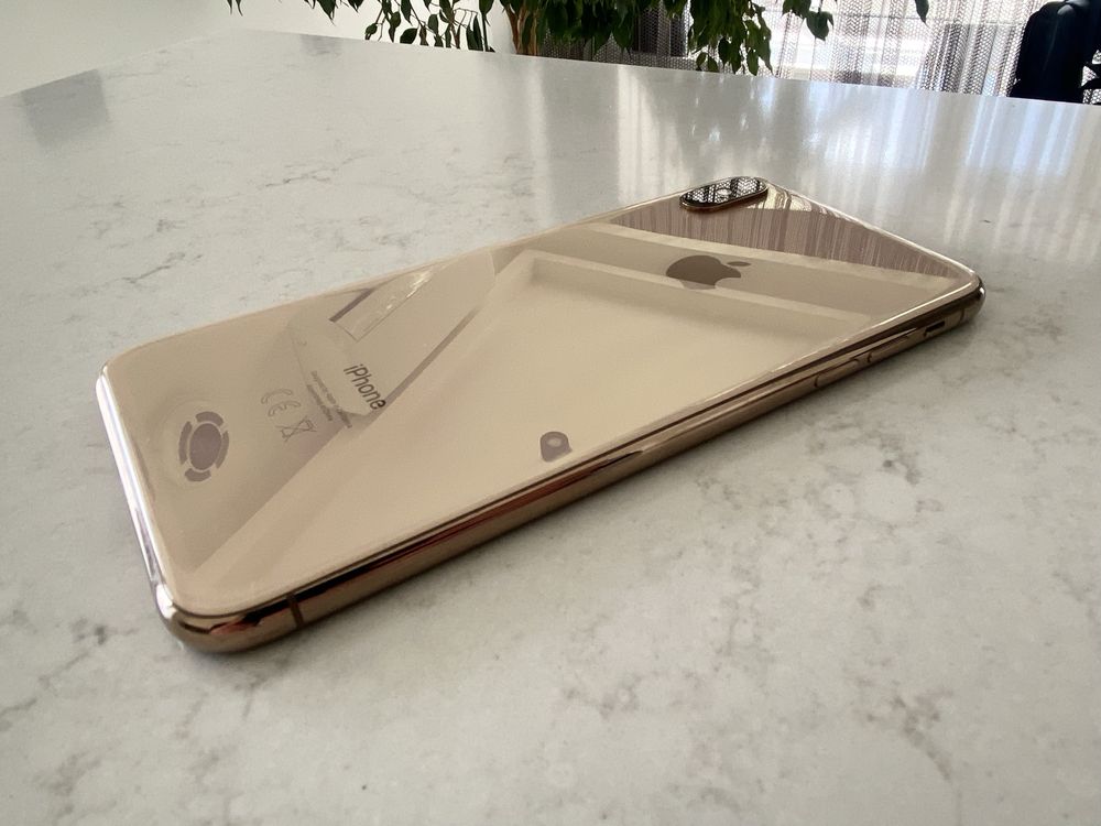 iPhone XS MAX як новий