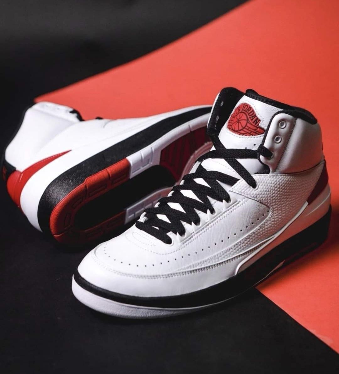 Nike Air Jordan 2 OG „Chicago” rozmiar 45