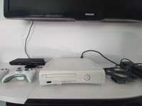 Xbox 360, disco 250gb, kinect, 2 comandos pilhas, jogos