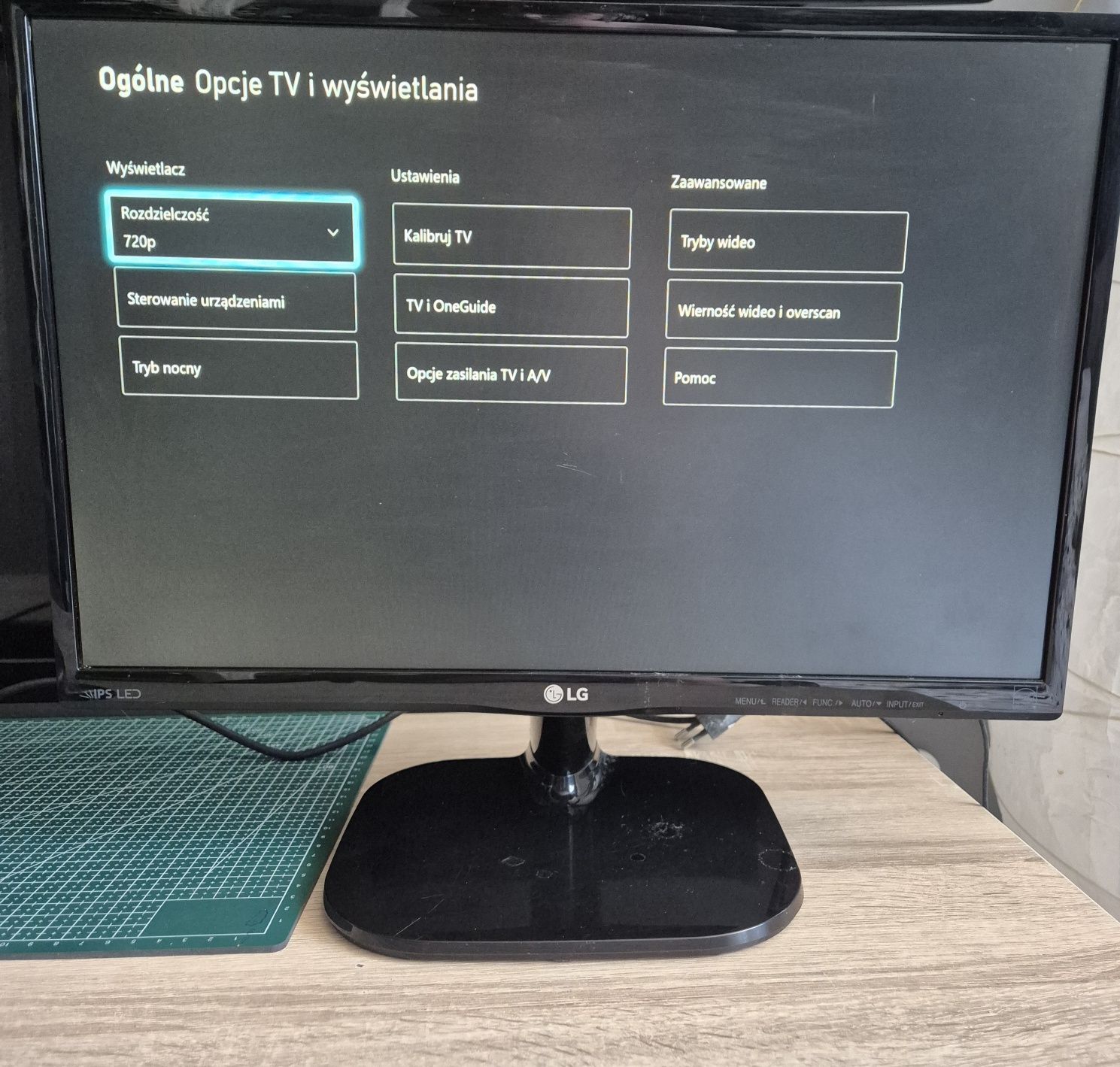 Monitor LG 1440x900 19.5