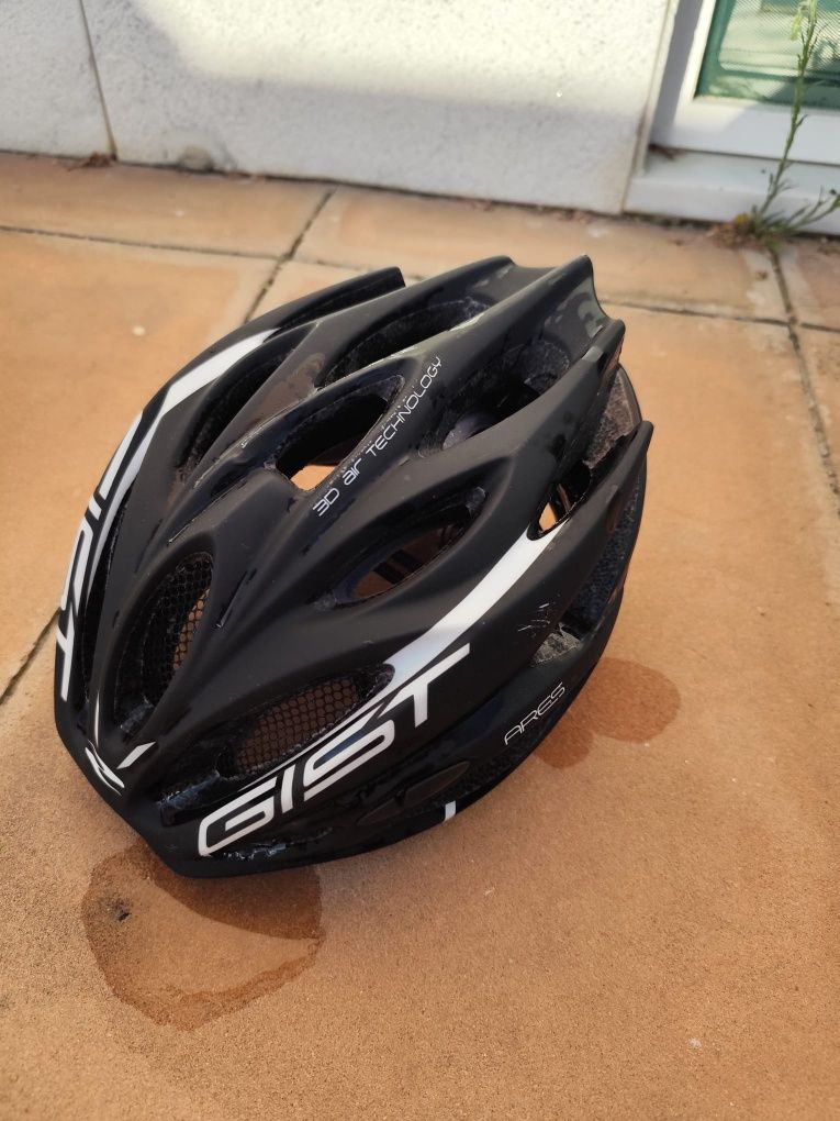 Capacete Gist - Tamanho S/M