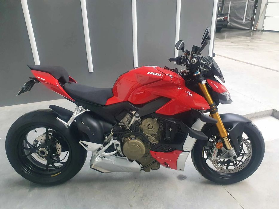 Ducati Streetfighter V4  Ducati Streetfighter 1100 V4S