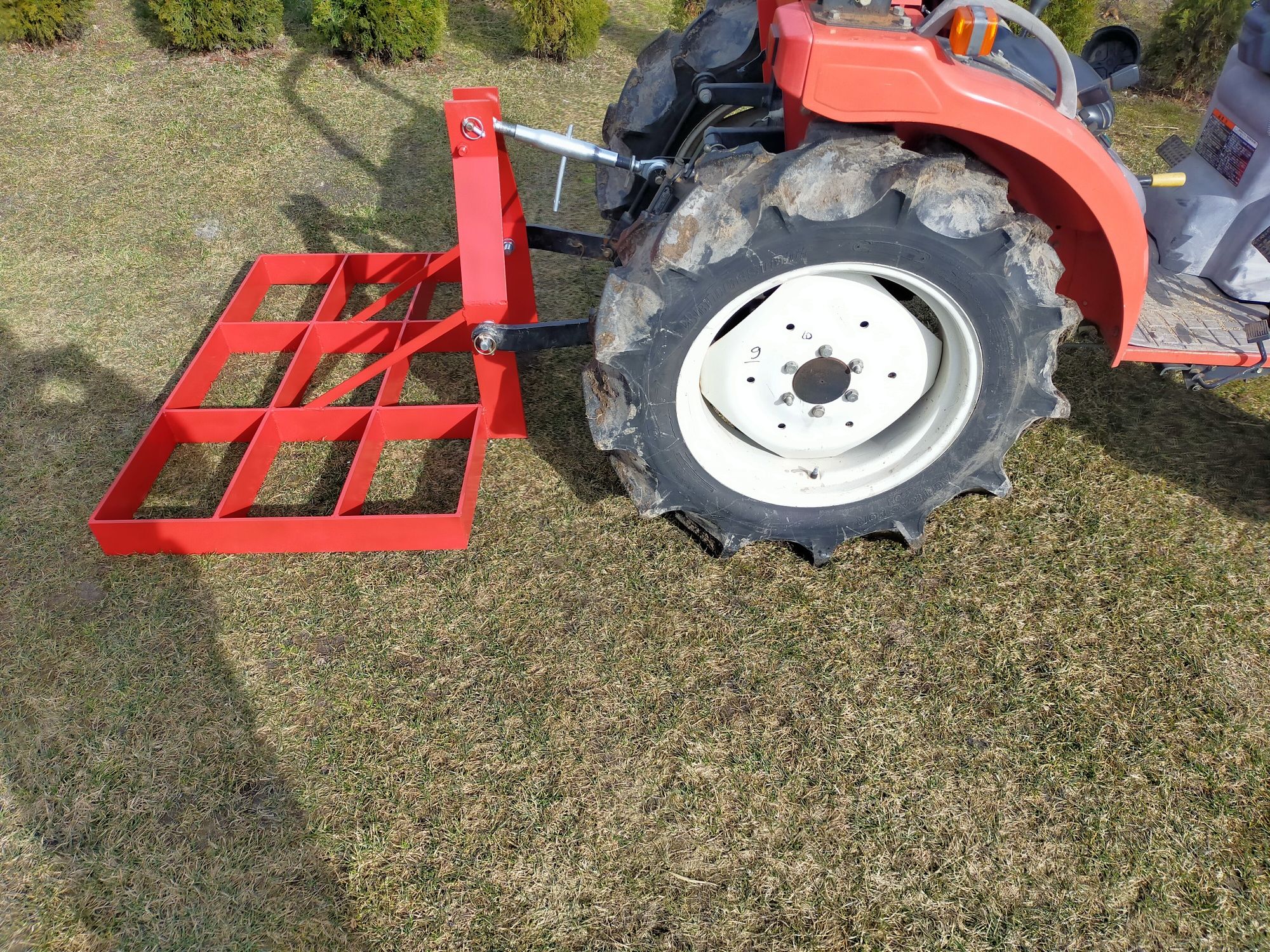 Usługi Minikoparką Mini traktorem glebogryzarka separacyjna