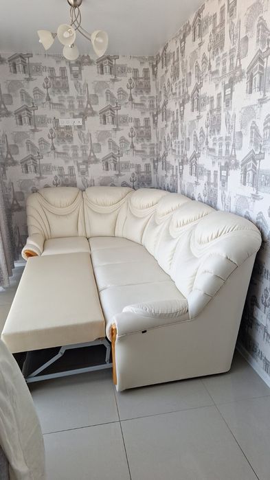 Диван 2*1.60 кожзам