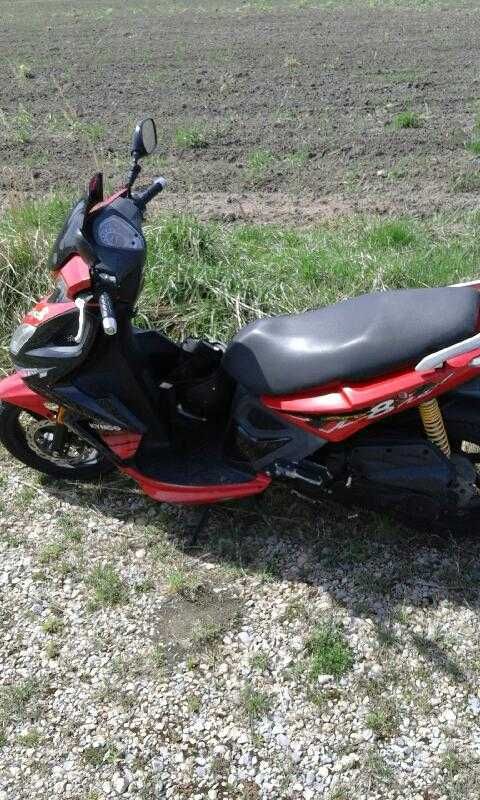 Skuter firmowy KYMCO super stan duże koła
