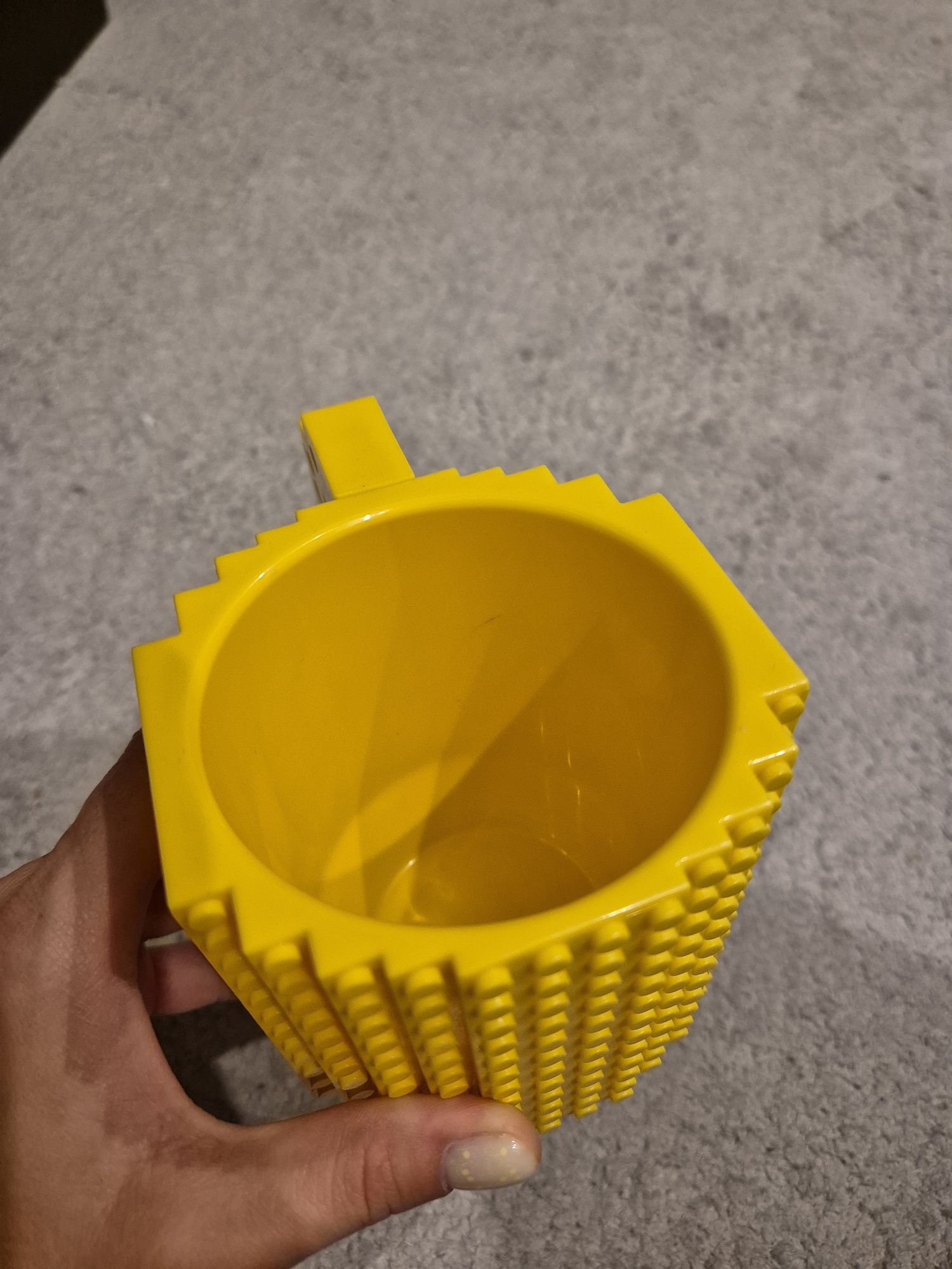Zółty kubek klocki Lego
