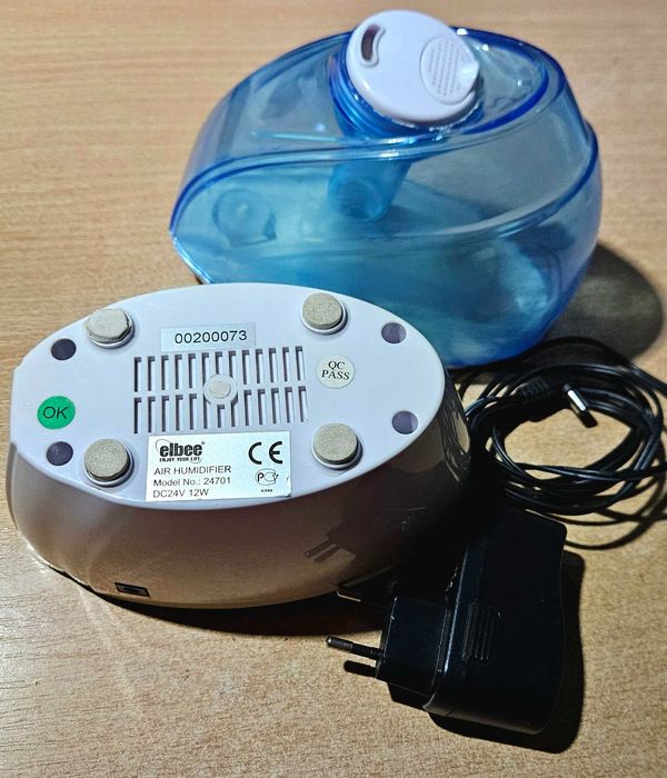 Увлажнитель воздуха Elbee EL-24701 с ночником(подсветкой)