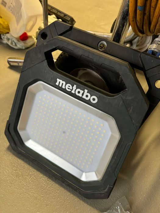 Halogen, Reflektor Metabo Lampa Akumulatorowa Led 10000 + Statyw