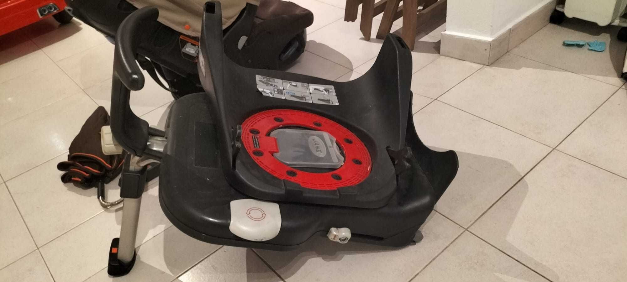 Cadeira e ovo auto com isofix em óptimo estado