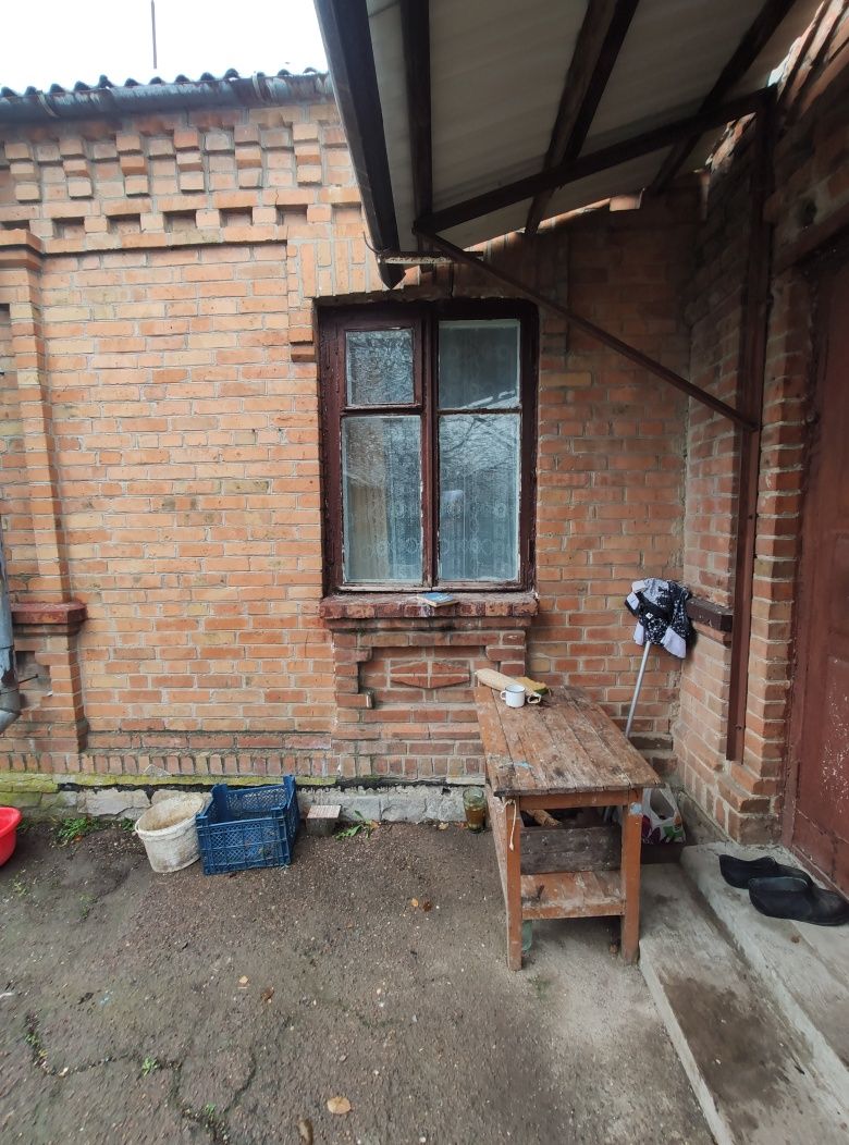 Продається будинок в районі автопарку