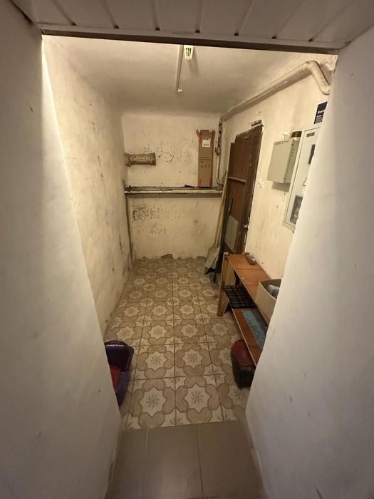 Без% фасадне приміщення 57м² Севастопольска площа