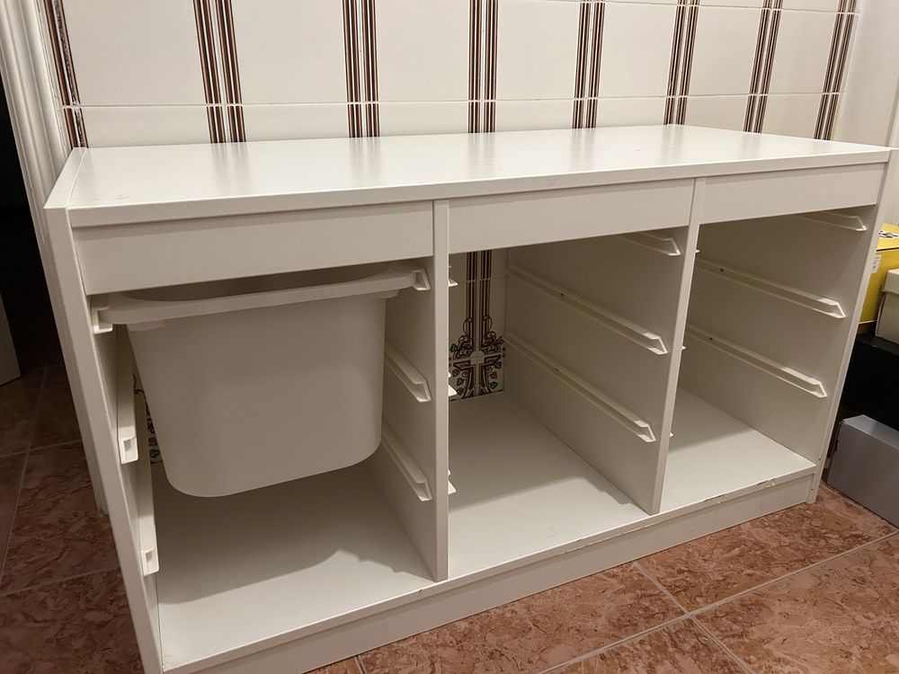 Movel IKEA trofast comb arrumação APENAS com 1 caixa.