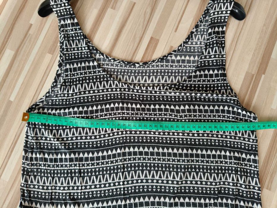 Wyprzedaż! Lekka zwiewna bluzka, aztek, M