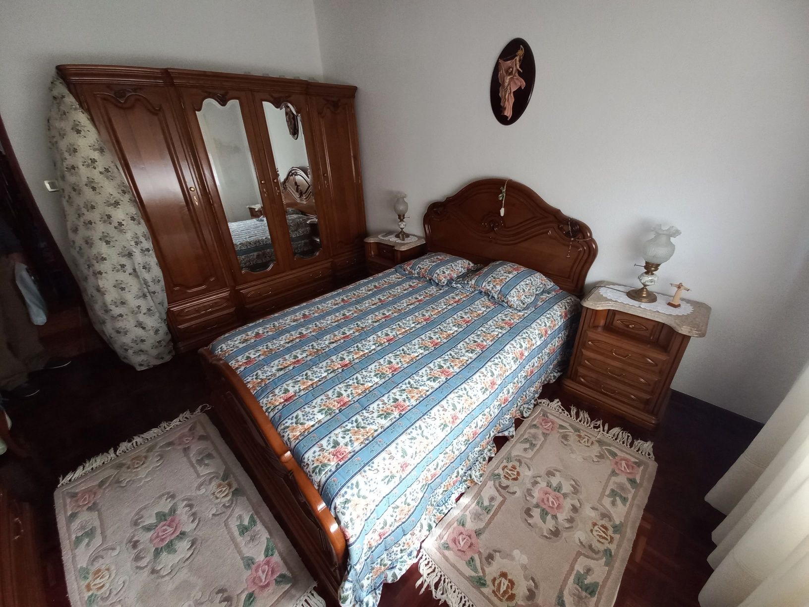 Quarto Casal Madeira Maciça