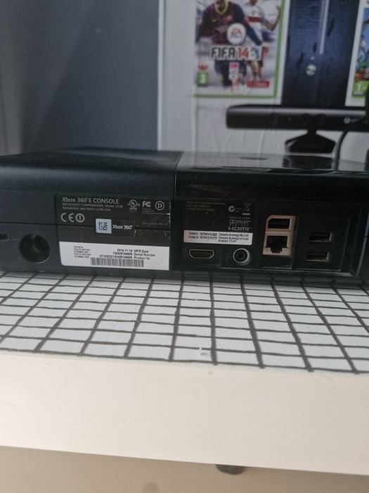Xbox 360 E 500GB