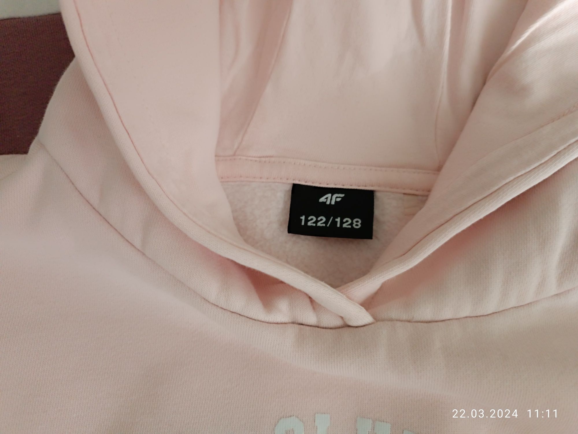 Bluzy dla dziewczynki rozmiar 122/128 i 134 i 134/140