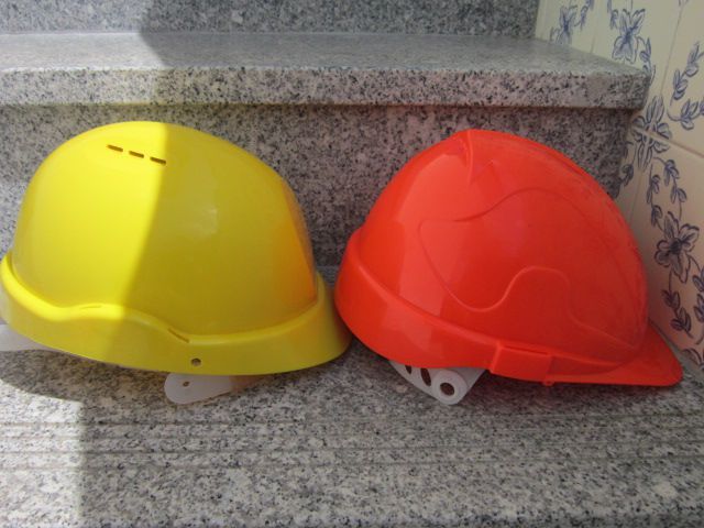 capacete obras novos