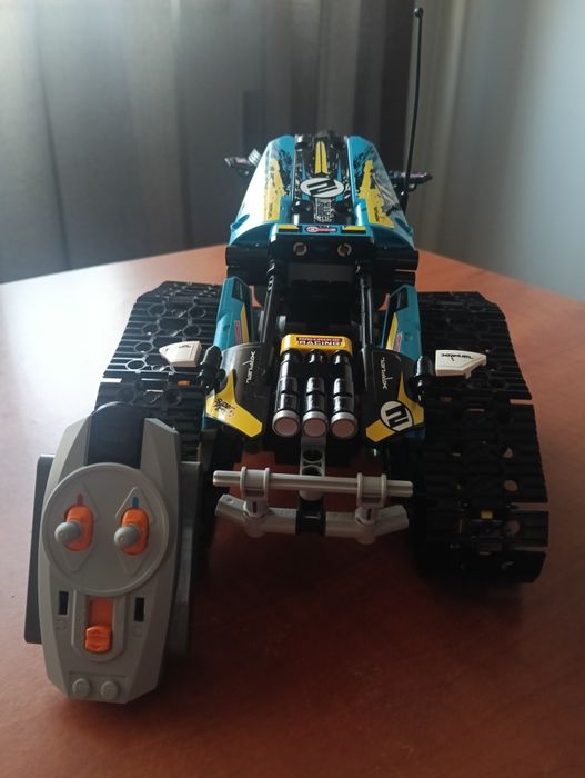 Lego 42095 telecomandado