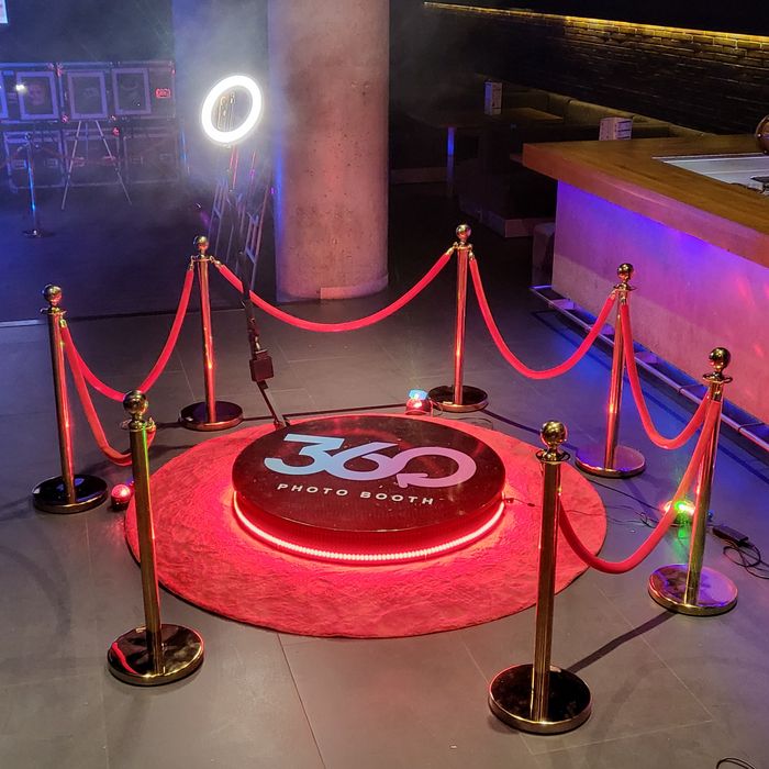 animator dla dzieci/ animacje/urodziny/wesele/piknik

animacje na urod