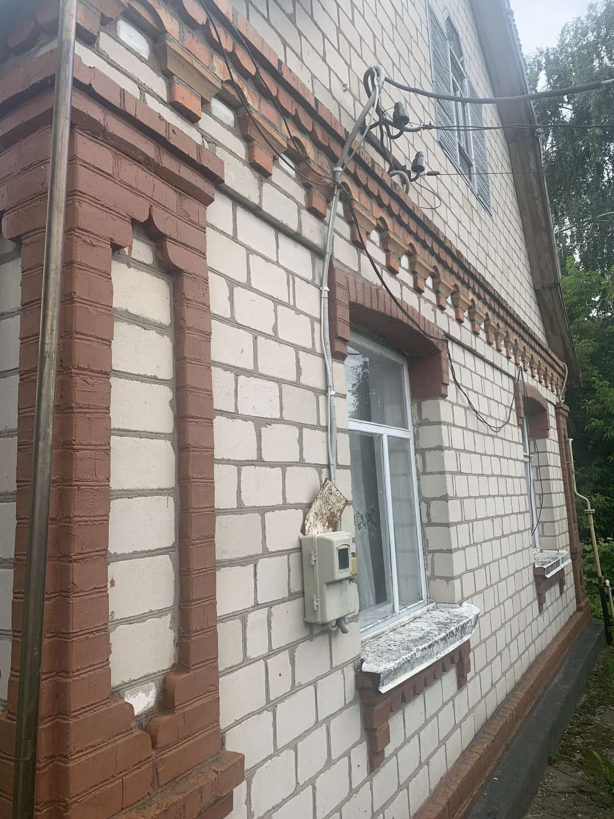 Будинок з усіма зручностями у селі Лемешівка.Є відео-огляд будинку.