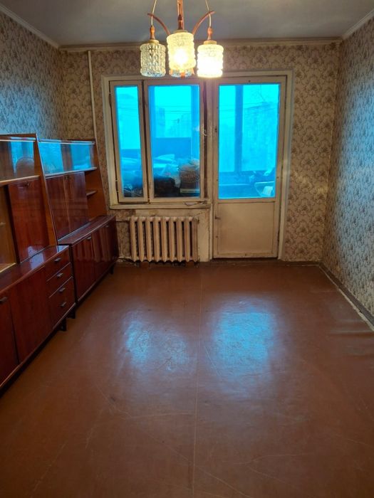 Продажа2ком.квартирыВиноградарь подол.р-н.пр.Свободы28