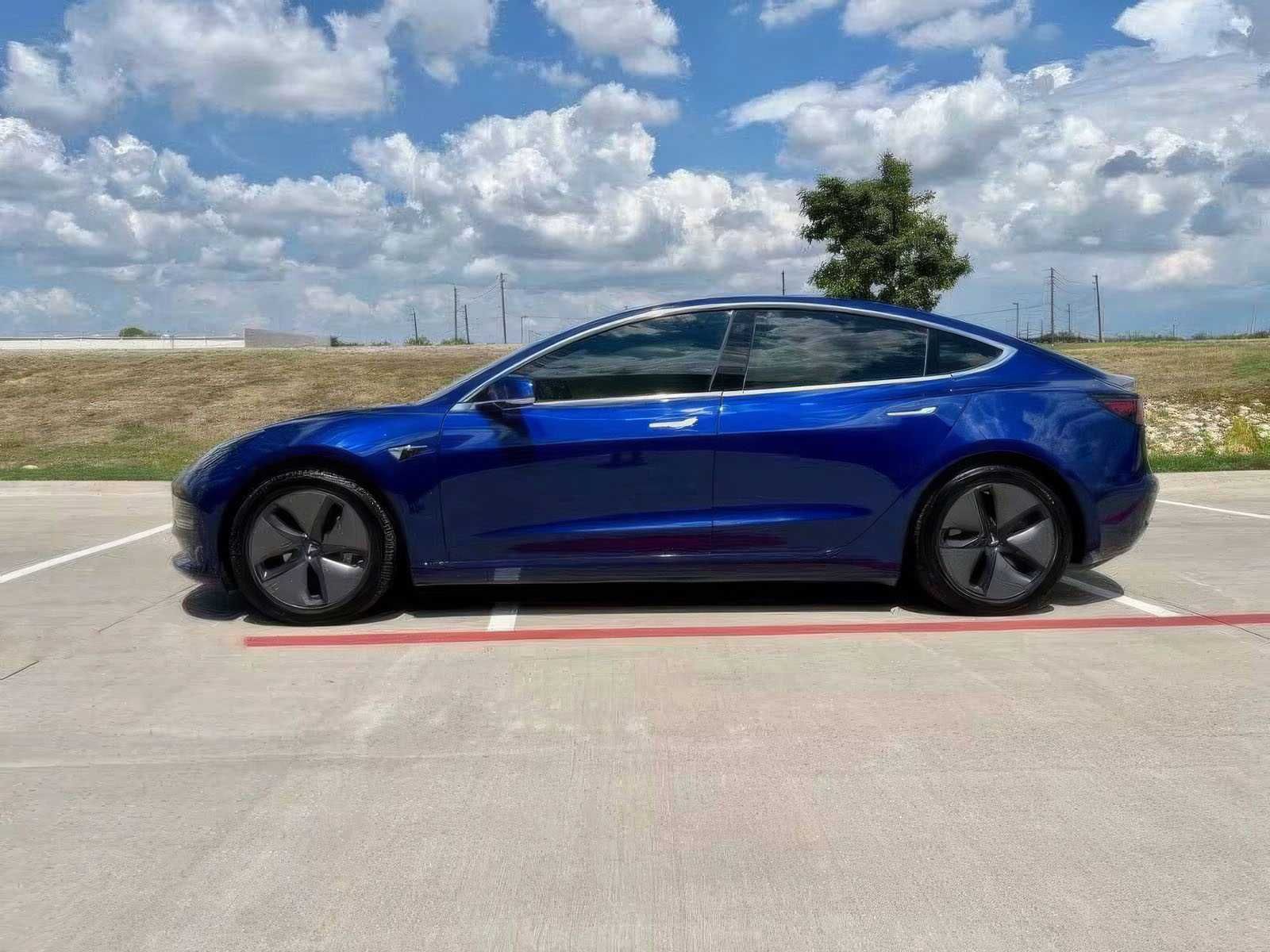 2020 Tesla Model 3 Long Range