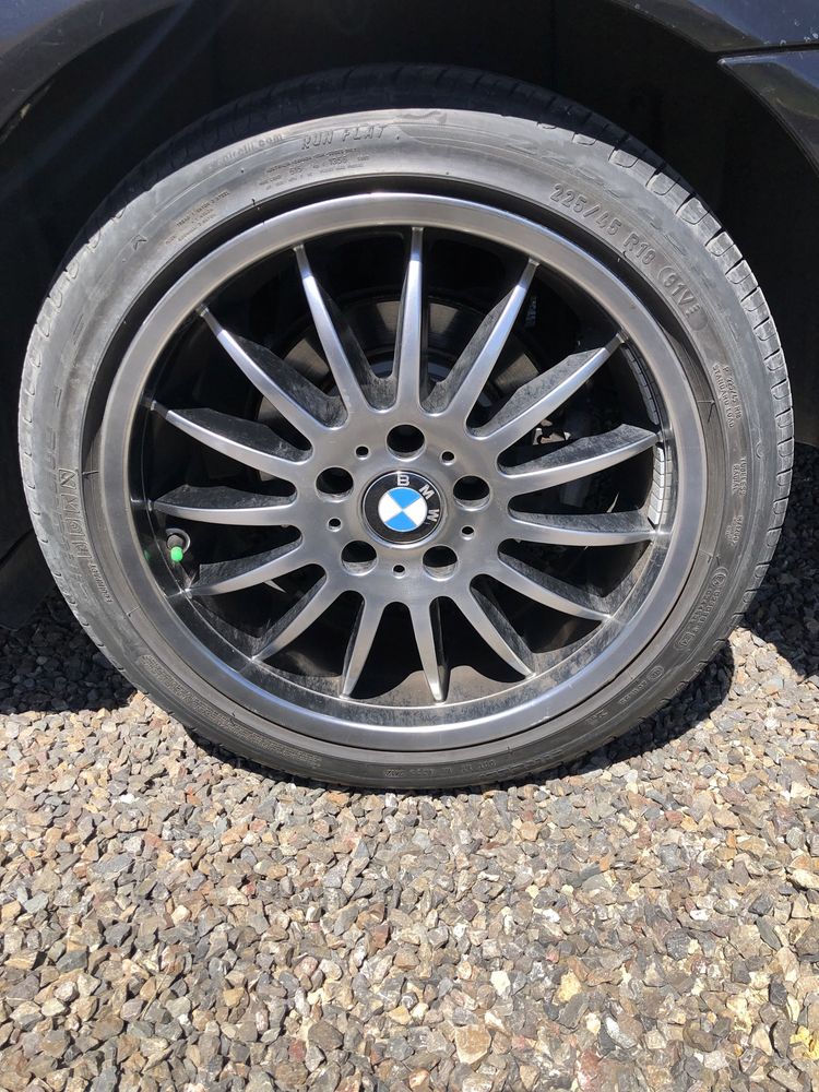 Kola felgi z oponami 18” bmw dystanse i sruby