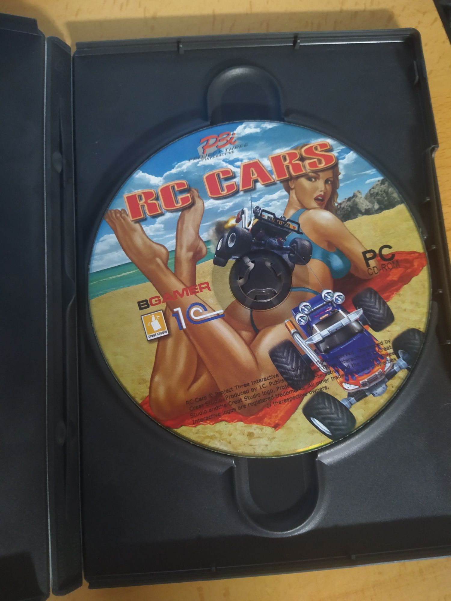 Vendo o jogo para PC de carros "RC Cars"