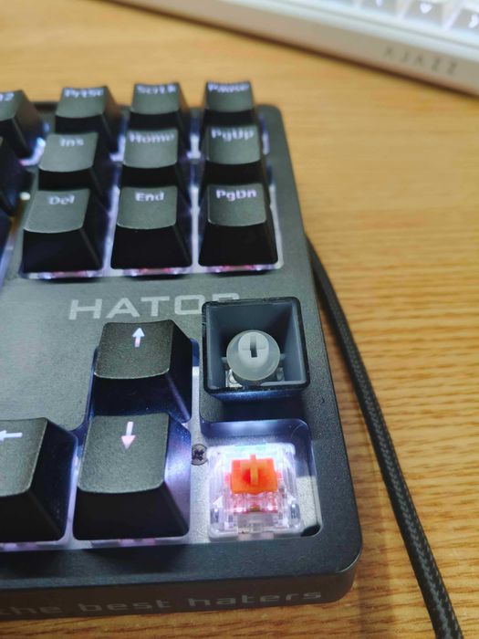 Б/у игровая механическая клавиатура hator rockfall 2 mecha tkl