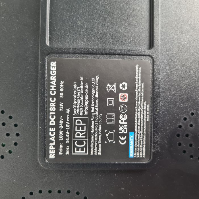 Зарядка та акумулятор для Makita