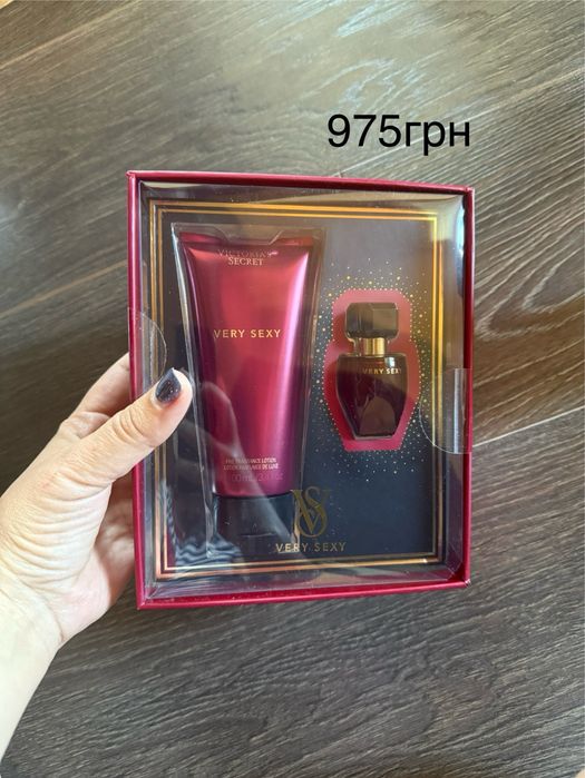 Лосьйон скраб баттер міст спрей блиск Victoria’s secret