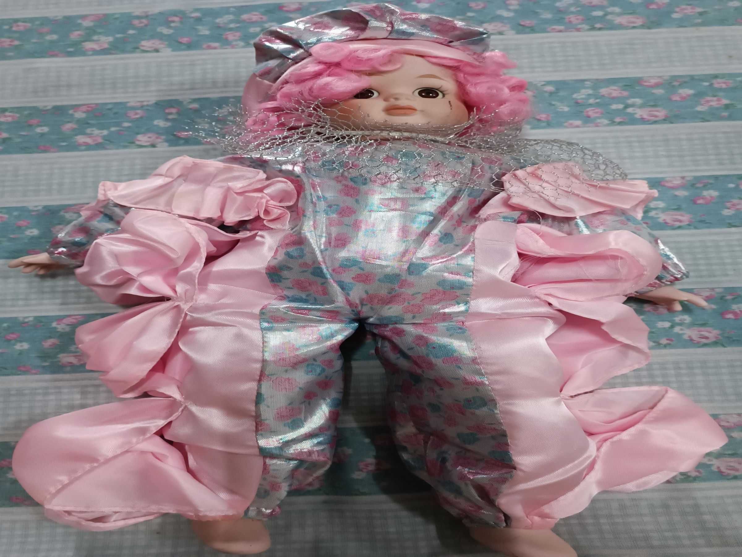 Bonecos porcelana