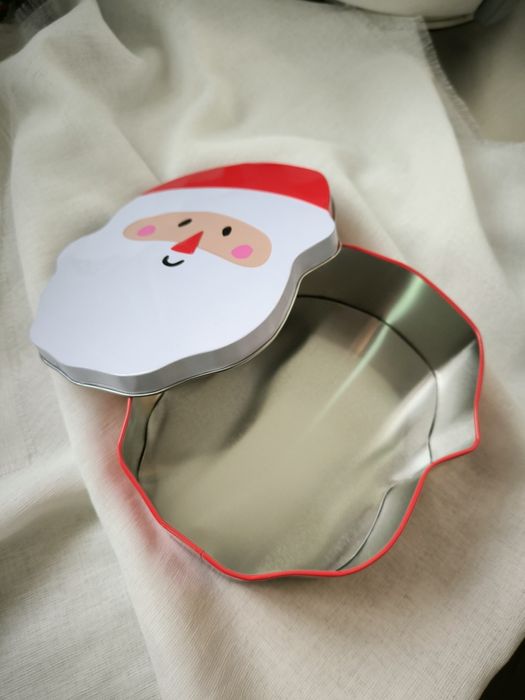 Latas de Natal Medias