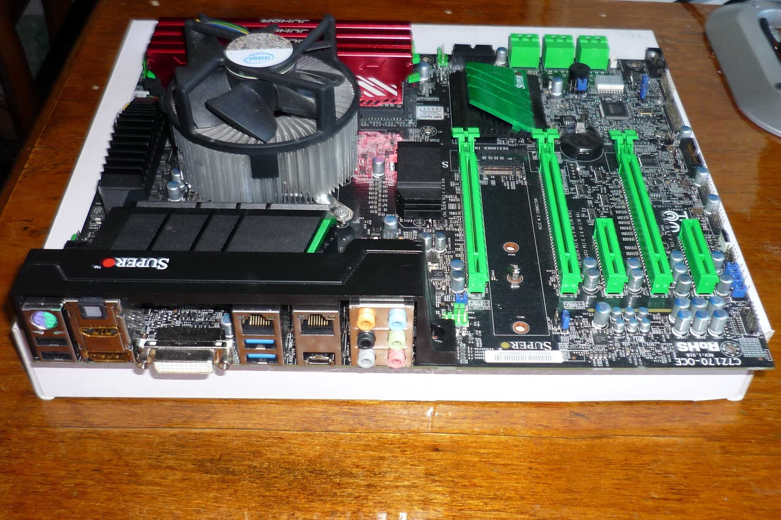 Supermicro C7Z170-OCE+Xeon 1270v6 / Xeon V5 V6 i7 i5