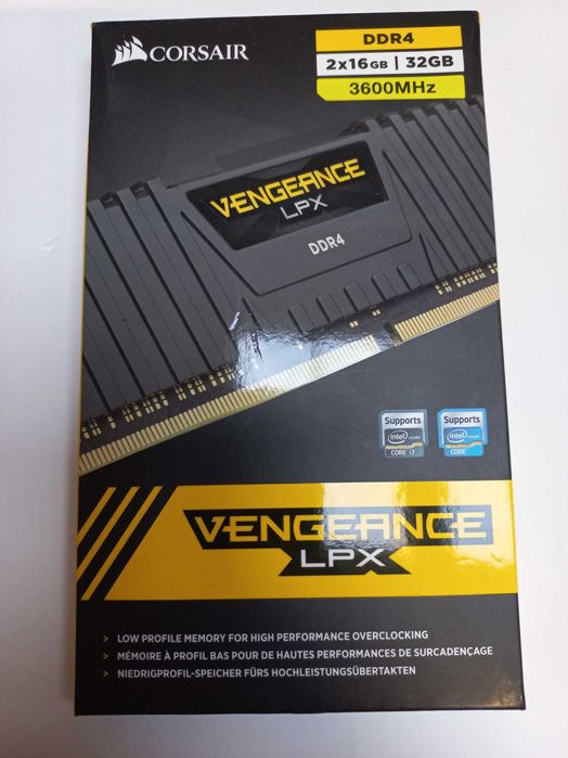 Оперативна пам'ять Corsair 32 GB (2x16GB) DDR4 3600 MHz Vengeance LPX