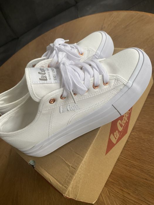 Trampki białe rozm. 41 grubsza podeszwa