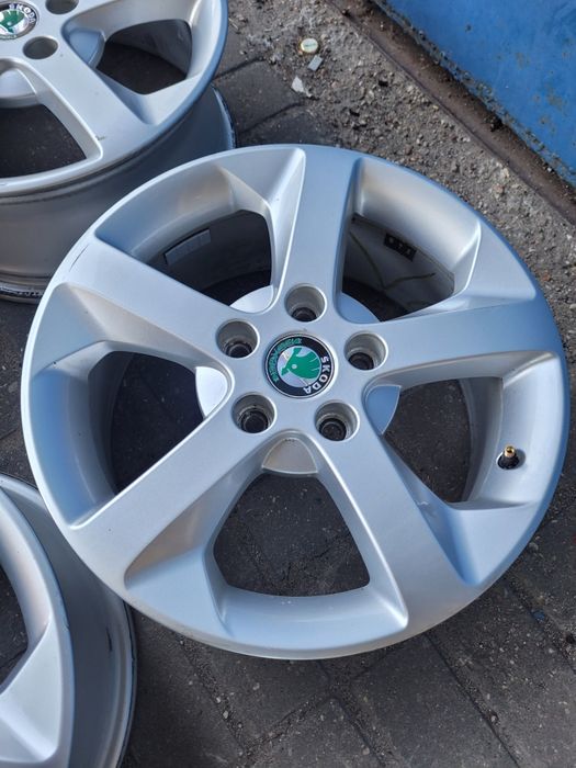Felgi 16 5x112 śkoda octavia ll