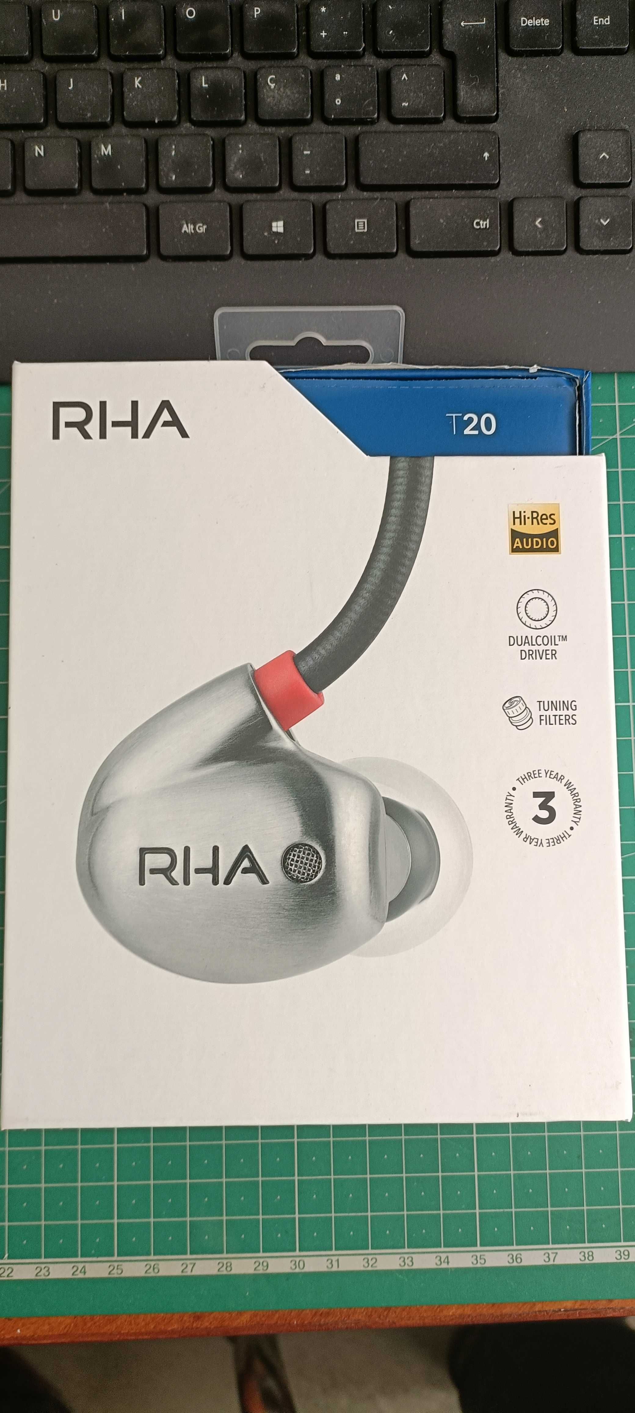 RHA T20 - IEM (In-ear monitor)