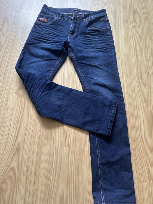 Чоловічі джинси