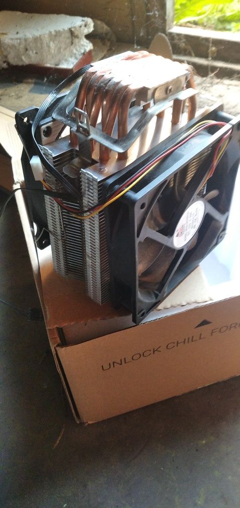 Gigabyte z390 D Intel i9 DDR 4 32 GB