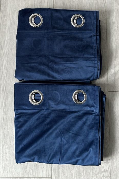 2 Zasłony Aksamitne 140x245cm. Zaciemniające Termiczne Na Przelotkach