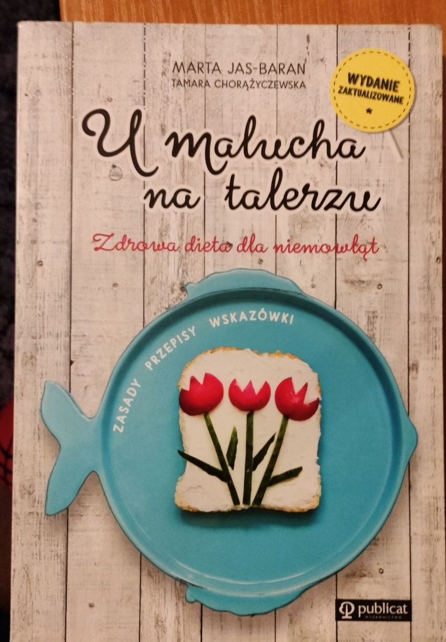 Książka U malucha na talerzu.