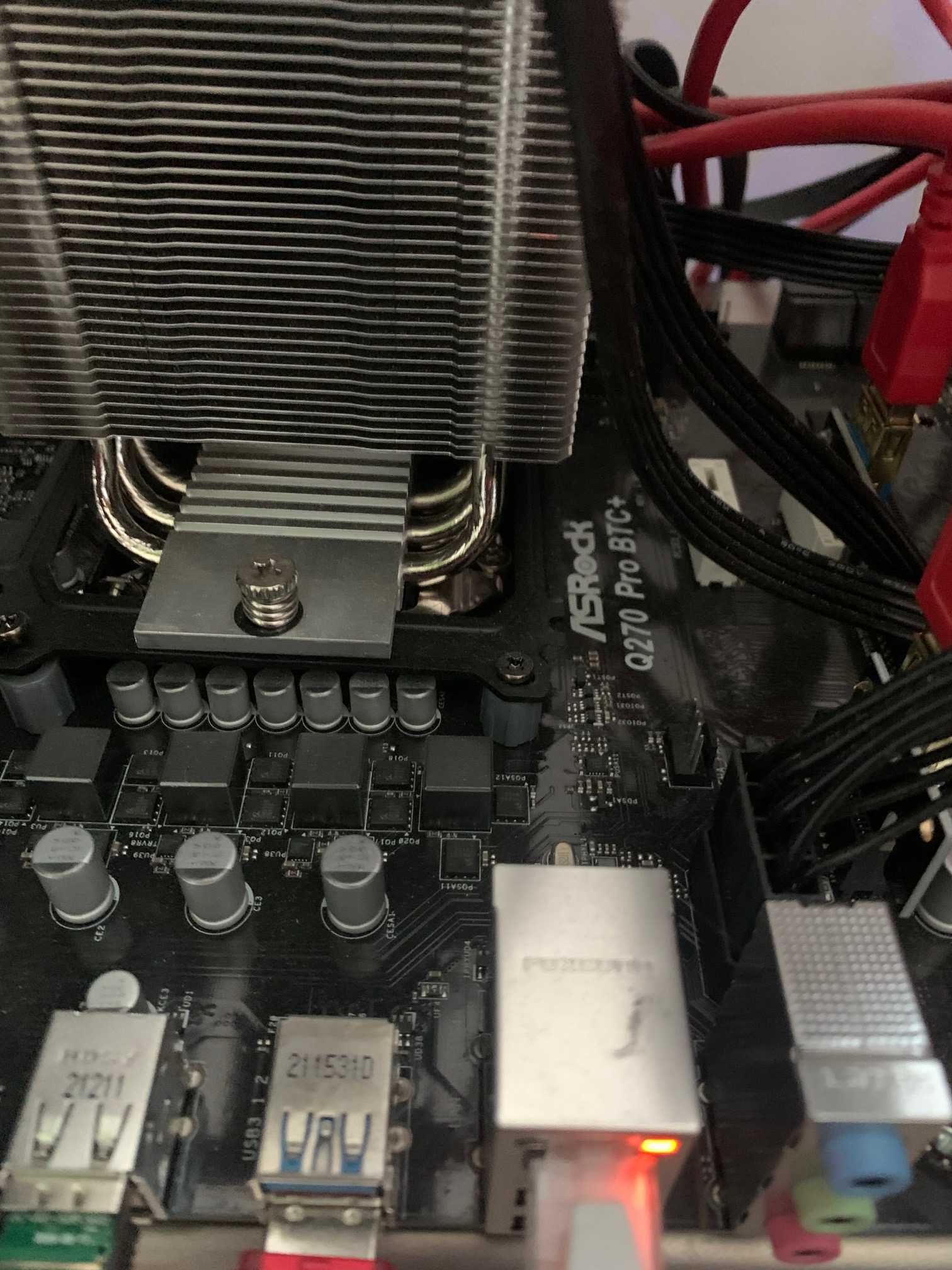 Koparka kryptowalut 12 kart GTX AF 1660S