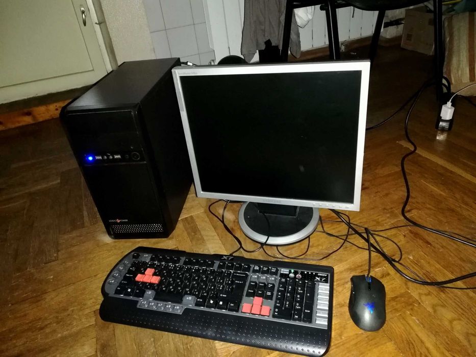 Настільний комп'ютер для ігор та роботи з монітором 2000 грн