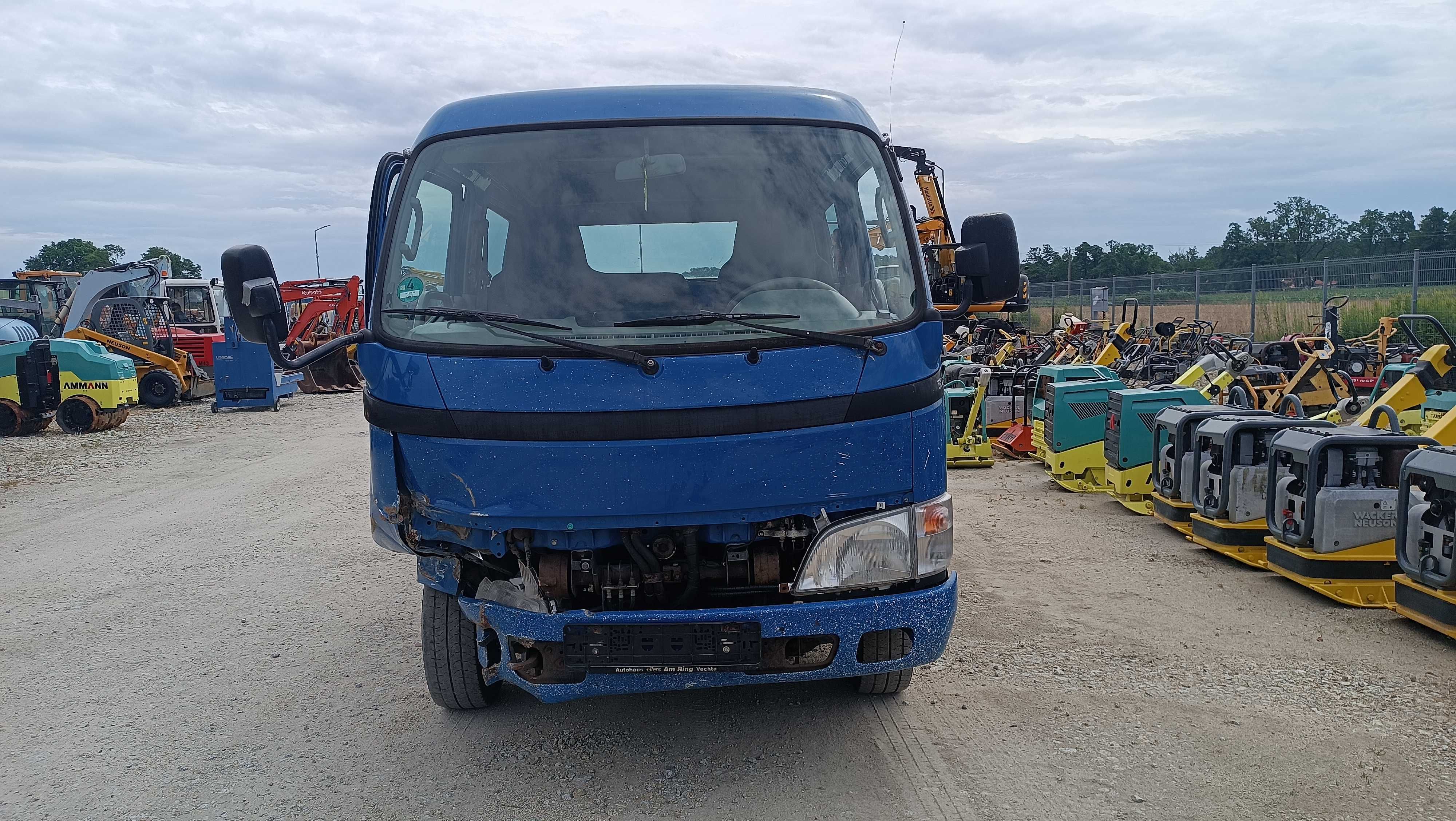 TOYOTA DYNA Brygadówka 6os/Toyota Land Cruiser 3.0 D4D / 1KD-FTV Hilux
