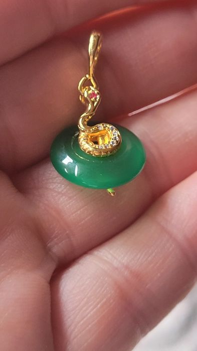 Charms pandora zielony